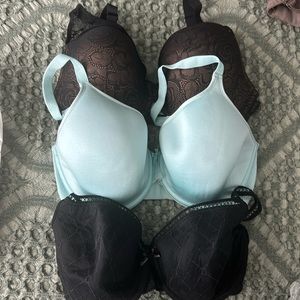 Lot of 3 bras 32DDD (32F) Chantelle DKNY